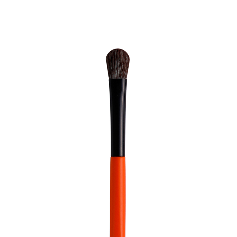 Pensula Orange Kiss pentru aplicare fard din fibra vegana si de mangusta O7 Misa 