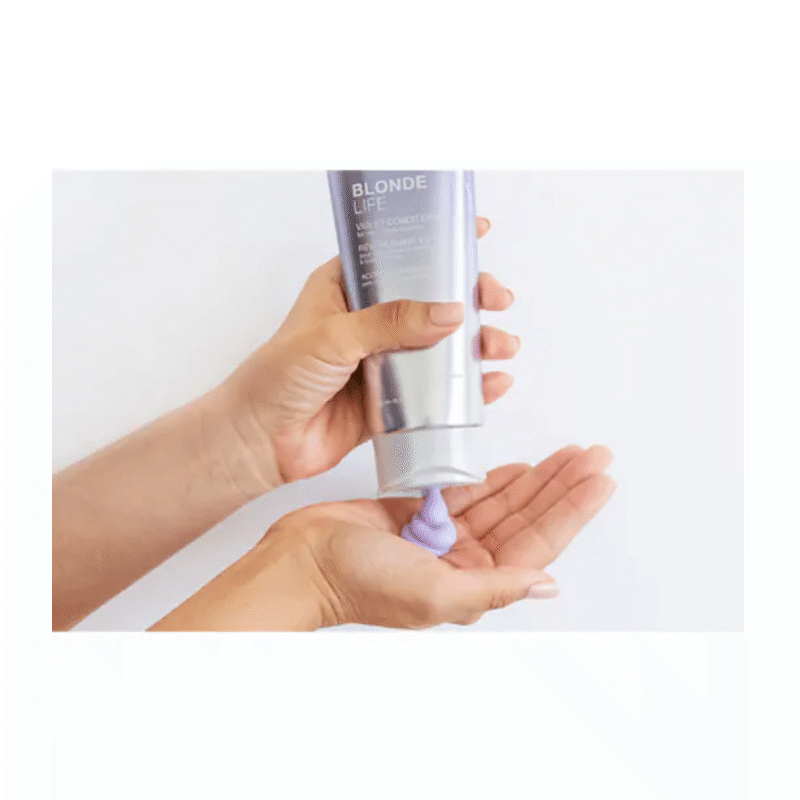 Balsam pentru par blond cu tonuri reci Blonde Life Violet